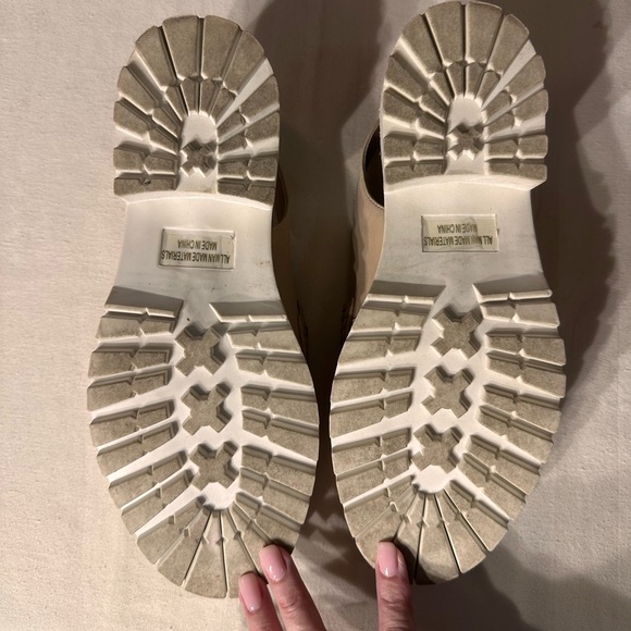 Dolce Vita Loafers W/Straps. Size 8 - Picture 6 of 6